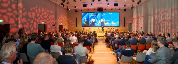 foto van een presentatie tijdens het jaarcongres van Betaalvereniging Nederland