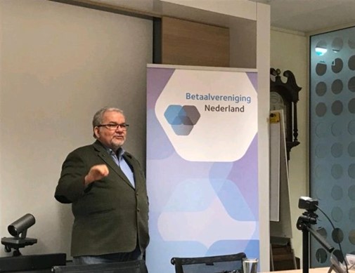 Phil Zimmermann speaking during an applied cryptography course.